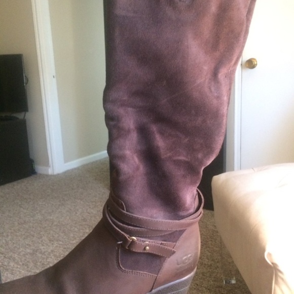 Ugg knee high wedge boots - Picture 7 of 8